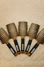 Load image into Gallery viewer, Nc weave detangling vent brush.