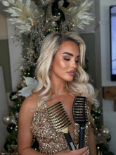 Load image into Gallery viewer, Nc weave detangling vent brush.