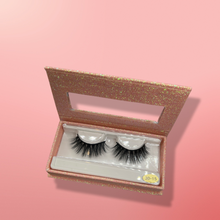 Load image into Gallery viewer, Bella rose eyelashes
